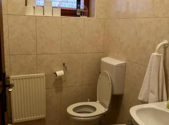 Ambitus-haz Διαμέρισμα *